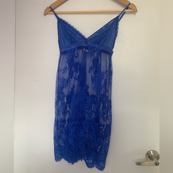 La Vie en Rose Blue Full Lace Slip - Picture 9 of 9